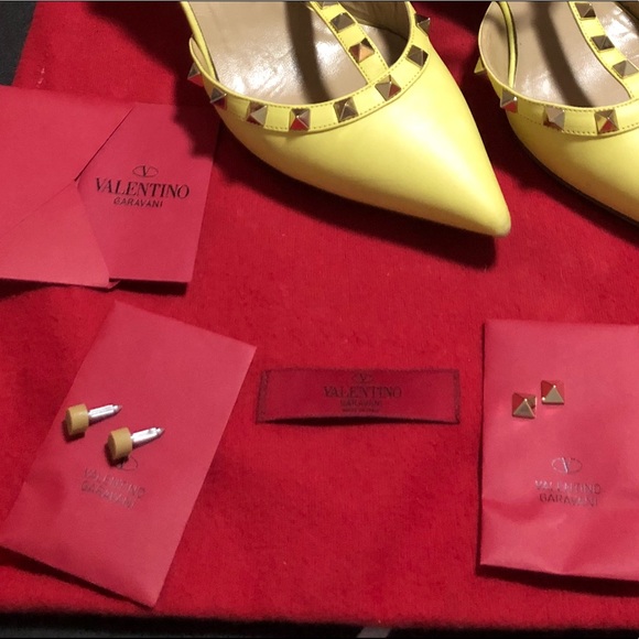 Authentic Valentino ankle strap - Picture 8 of 8